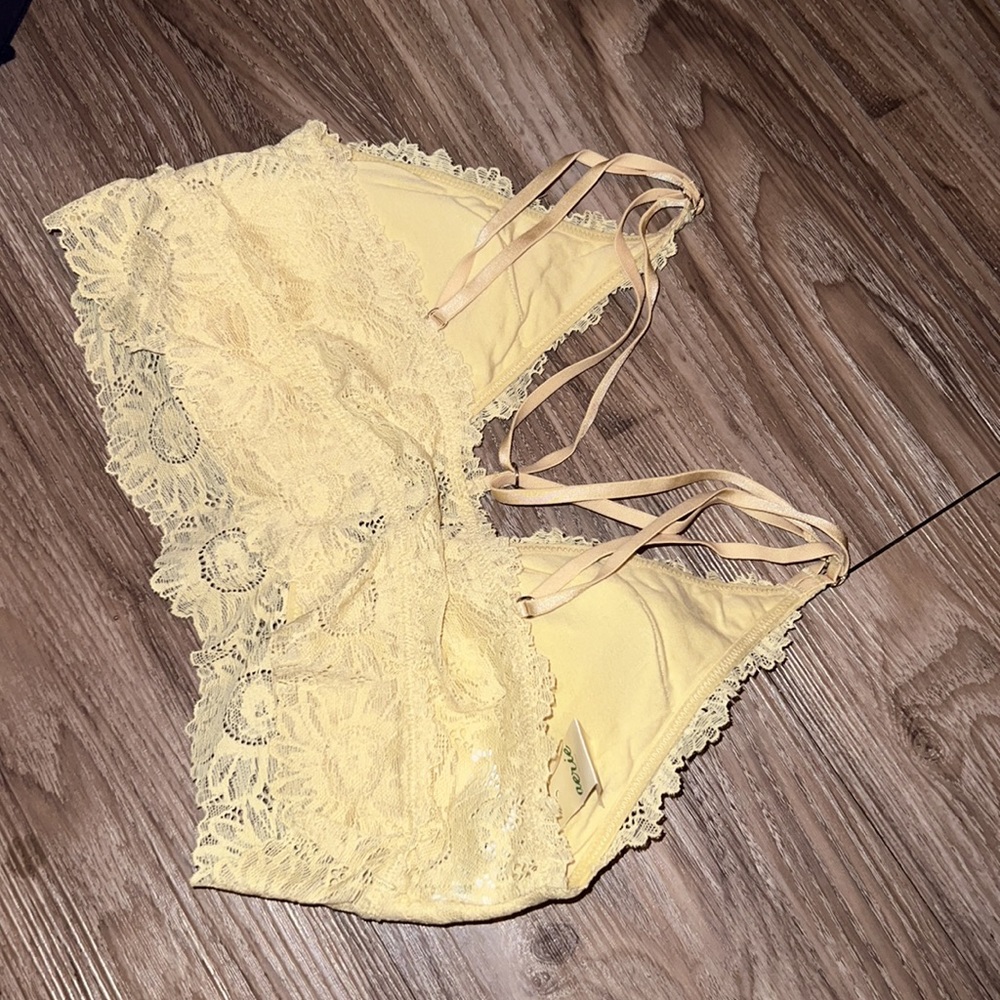 Aerie yellow daisy lace bralette - Picture 4 of 6